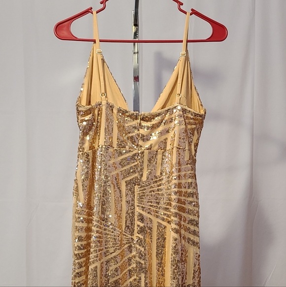 Miss ORD Sequin Gold Dress - Picture 9 of 13